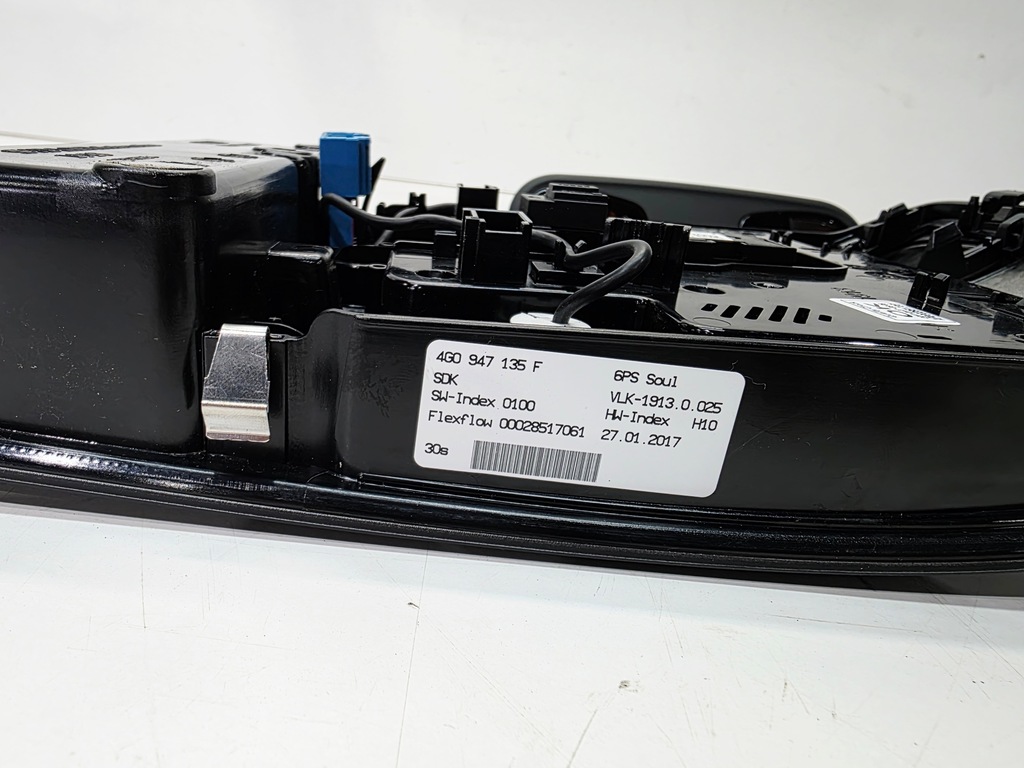 фото №9, Лампа освітлення кабіни led ambiente audi a6 c7 4g0947111a 4g0947135f 6ps