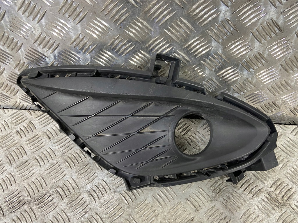 фото №1, Правая решётка бампера передний mazda 5 lift