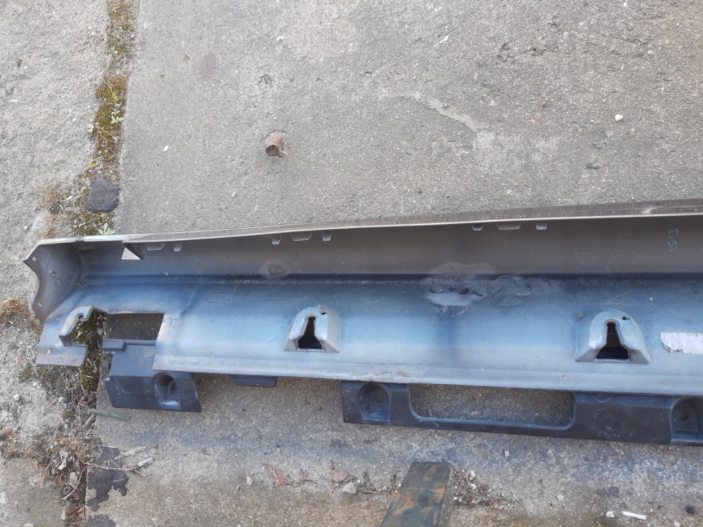 Mercedes ml w166 amg накладка порог правая a1666980854 a1666980227 Доставка