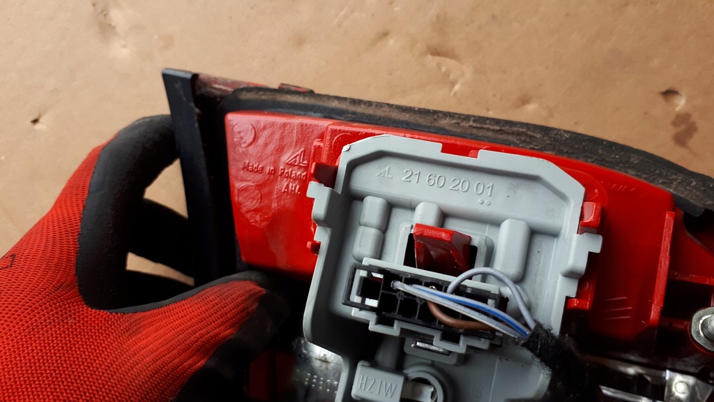 фото №7, S4 b8 a4 лампа led права правий задня w кришка kombi