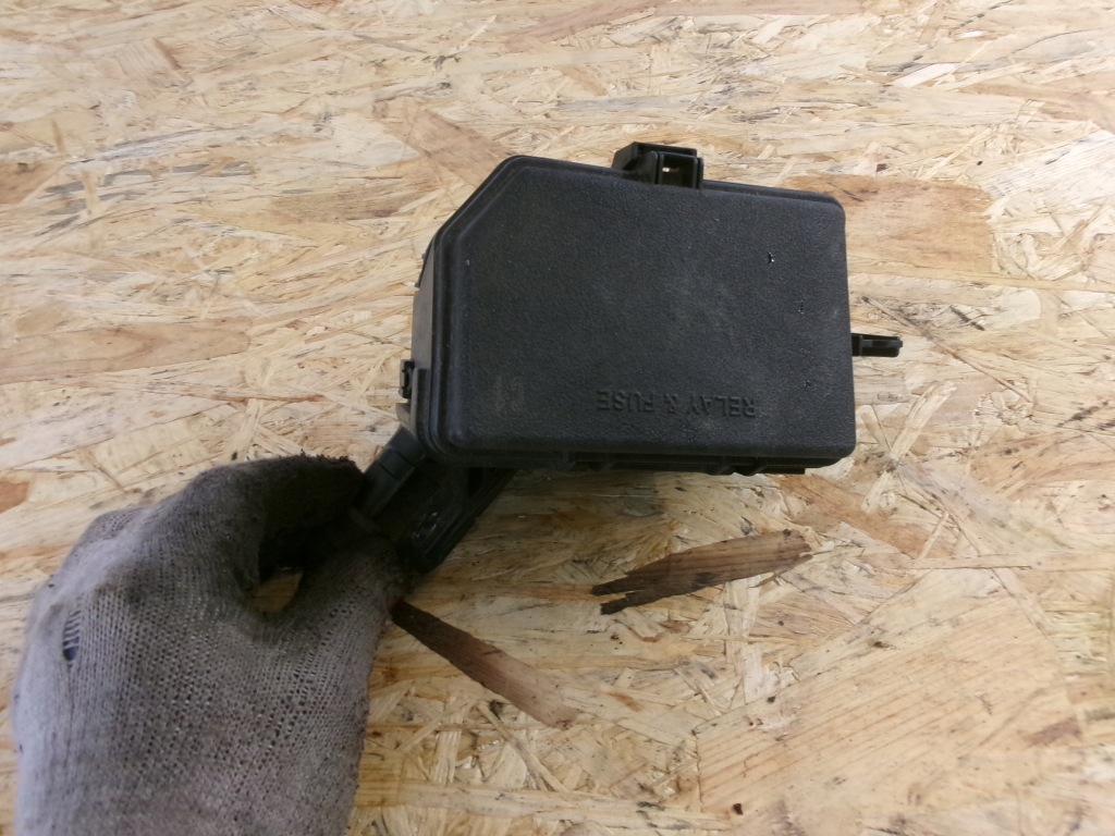 фото №1, Toyota yaris iii коробка запобіжників 1.33