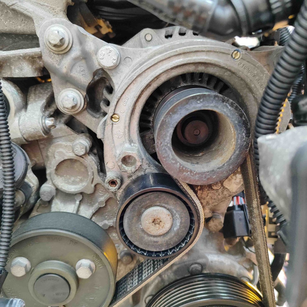 фото №9, Двигатель bmw 2 coupe f22, f87 b38b15a 30813546 1.5l 100kw 2015