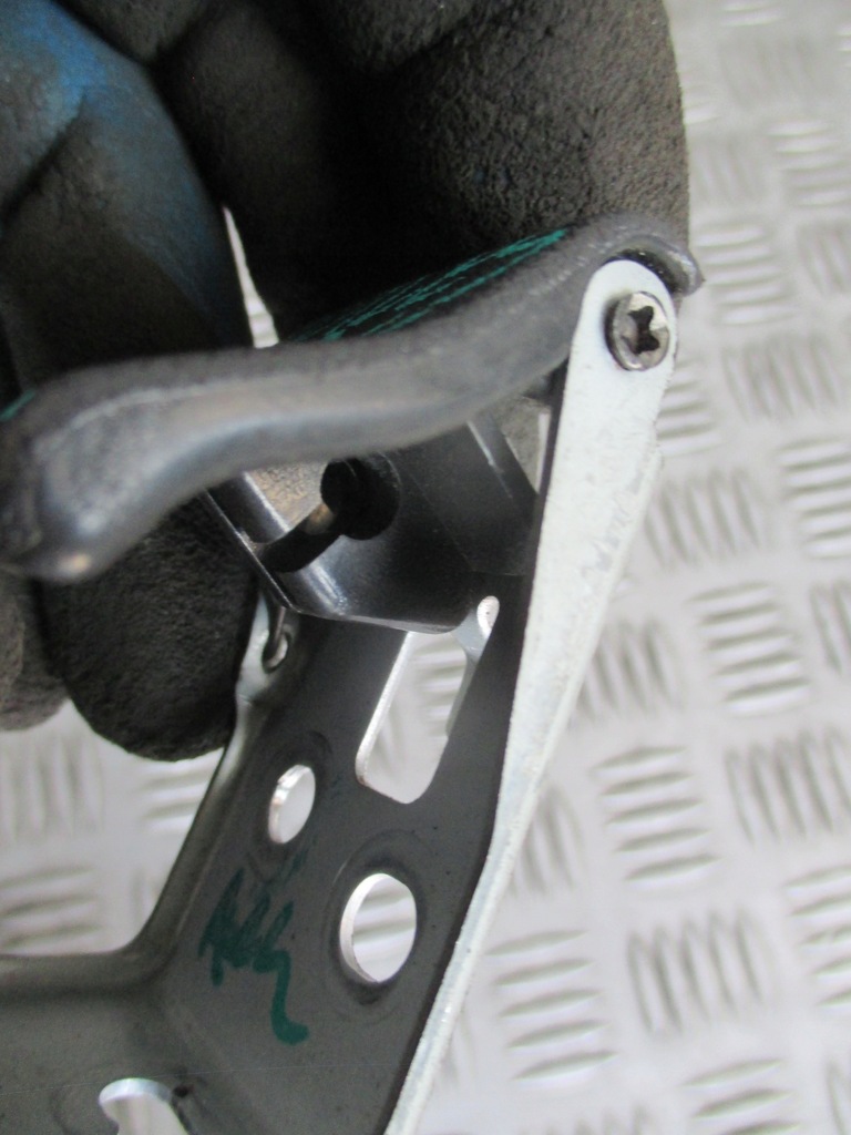 фото №3, Ручка ручка капот subaru forester ii 2.0 b