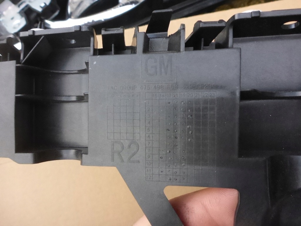 фото №5, Opel crossland x направляющая кронштейн бампера правый задняя nowe оригинал