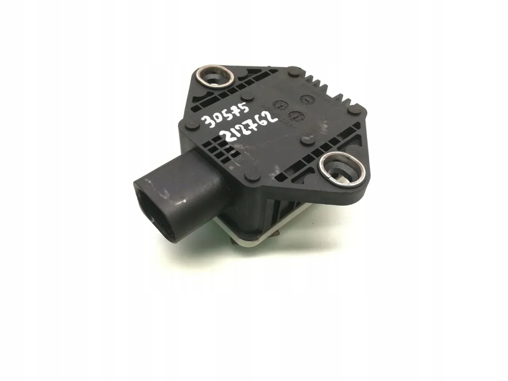 фото №9, Audi a4 датчик прискорення esp 2.0 бензин 96kw 130 hp 8e0907637c