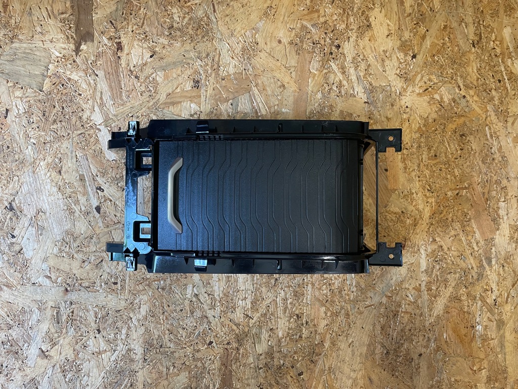 фото №1, Шторка подлокотник citroen c4 grand picasso ii 2