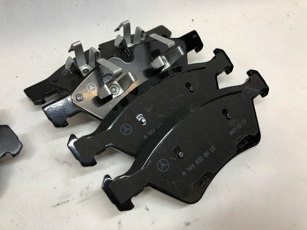 Купить Mercedes w164 w251 тормозные колодки тормозные перед оригинальный новый