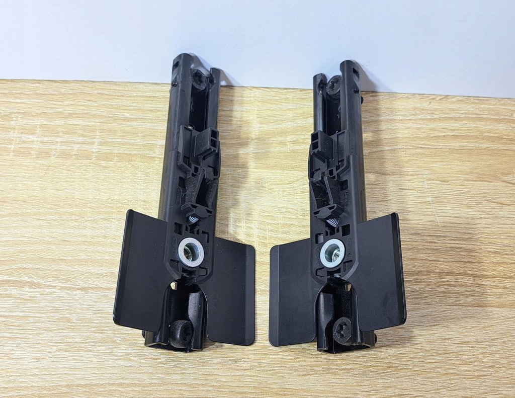 фото №1, Ford grand c-max mk2 2010- регулировка ползунок ремней безопасности перед #