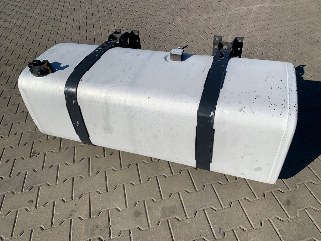 фото №1, Бак топлива volvo fh 4 fm 4 low крышка 150x69x56