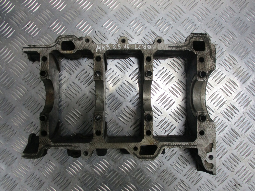 фото №1, Основание вала коленчатого ford mondeo mk3 2.5 v6