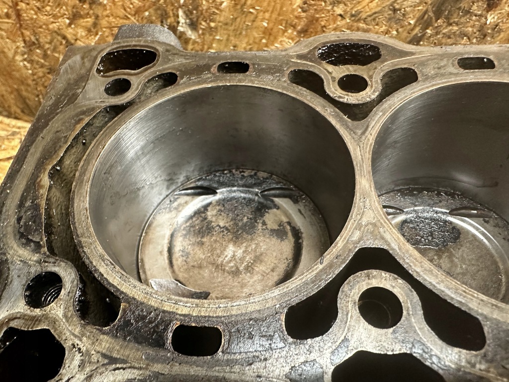 фото №13, Блок двигателя dół wał поршни 1.4 opel chevrolet ampera a14xfl