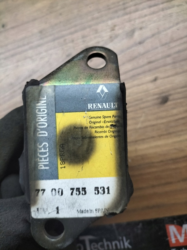 фото №1, Подушка двигуна renault 7700755531