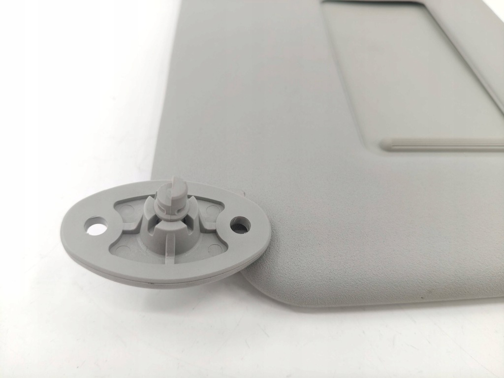 Козирок накладка сонцезахисна ліва suzuki ignis 3 в Україні