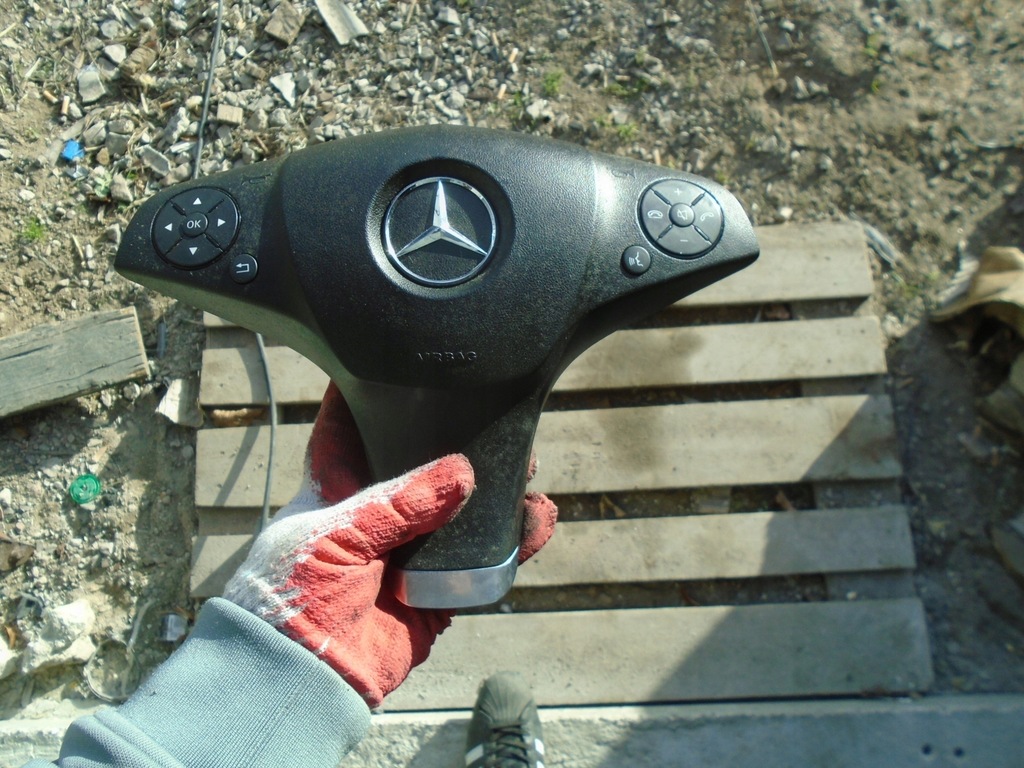 фото №1, Mercedes w212 w207 подушка w руль подушка безопасности