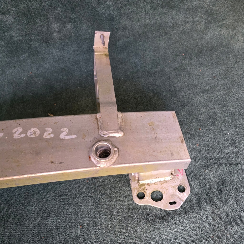 фото №9, Балка підсилювач бампера передній hyundai kona electric