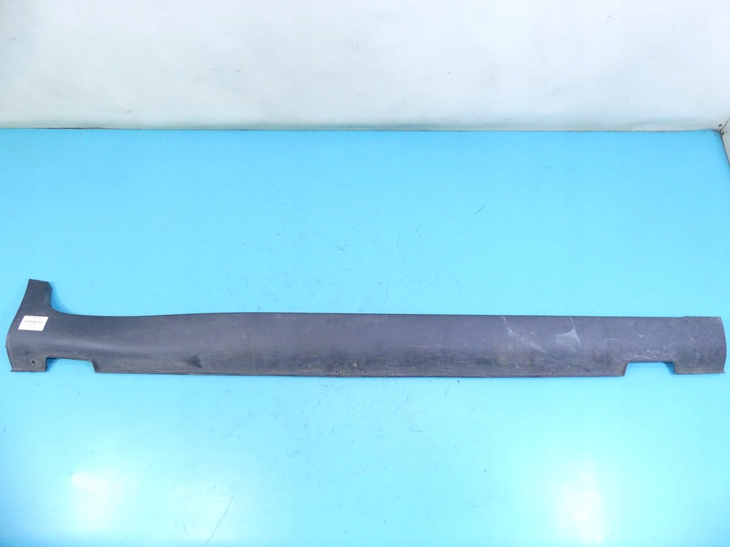 фото №1, Молдинг порог правая kia stonic 17-20