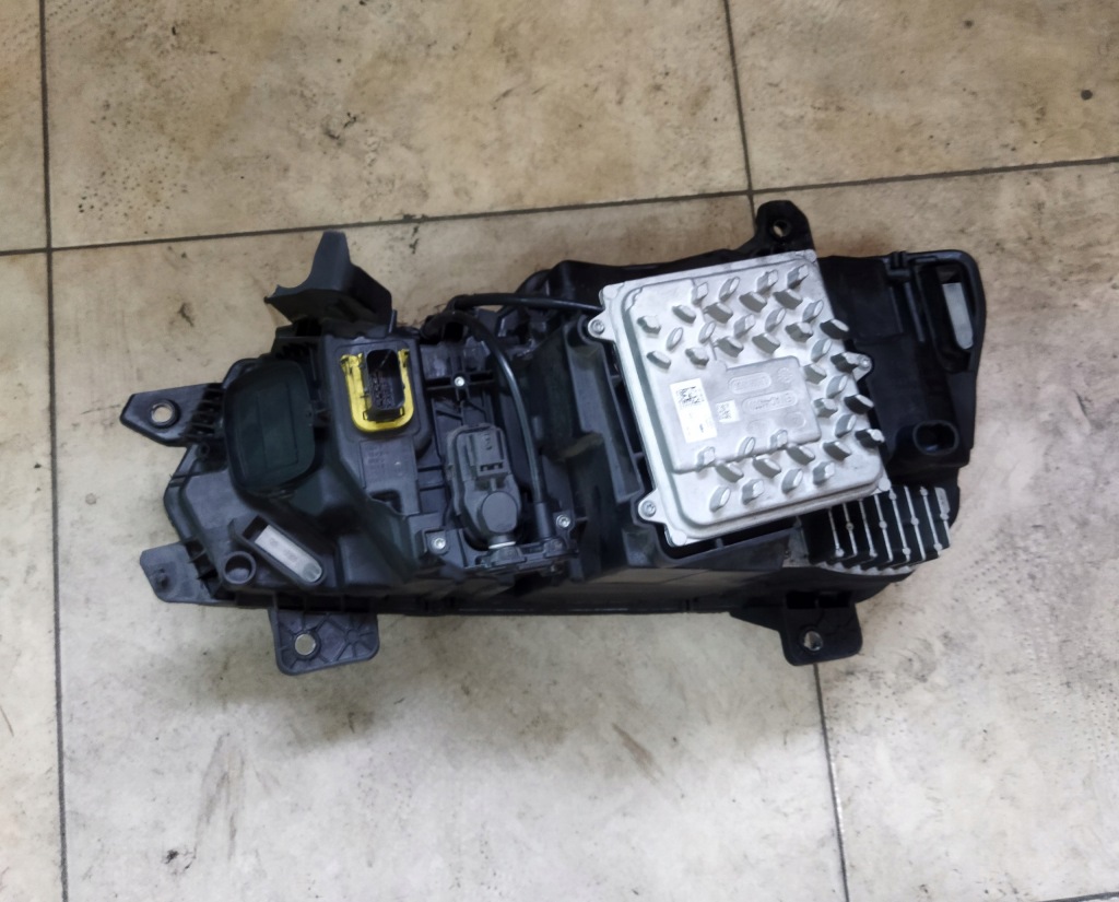 Лампа фара ліва права daf xf xg 106 full led Зі Шроту