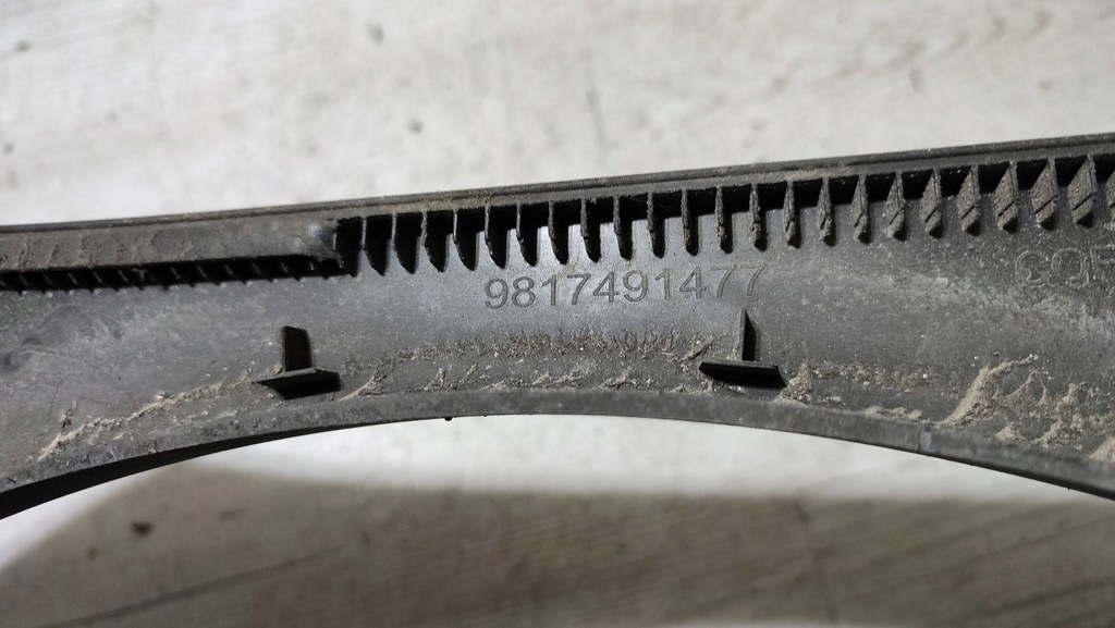 фото №6, Peugeot 2008 i 2018 задняя сторона левая молдинг порог накладка