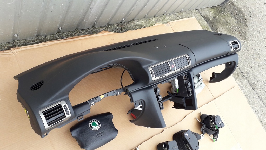 фото №16, Superb 1 01-08 консоль приборная панель подушки безопасности датчик