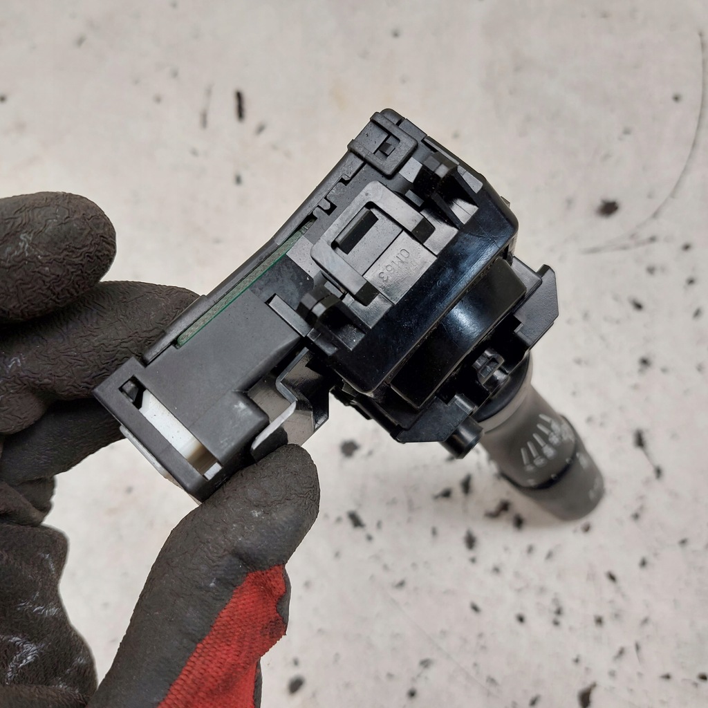 фото №13, Lexus gs300 важіль перемикач двірник 173848