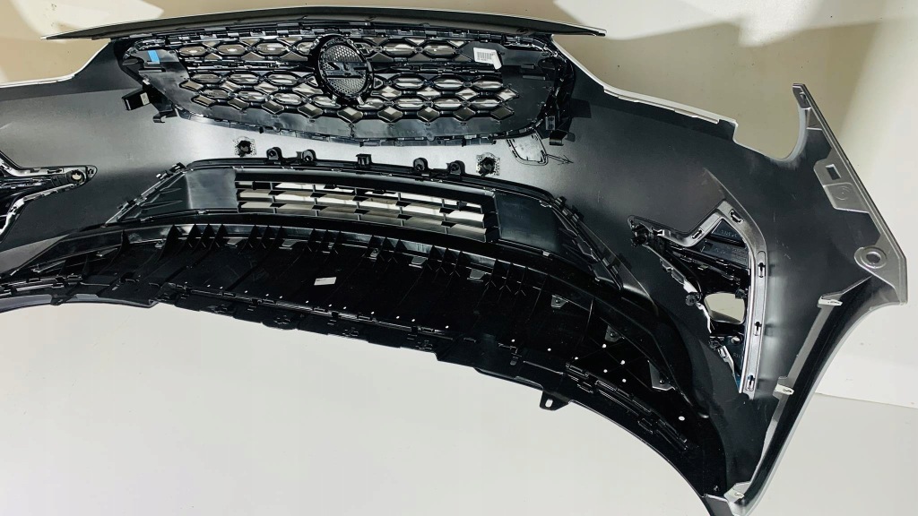 Бампер передний opel insignia b рестайлинг Доставка