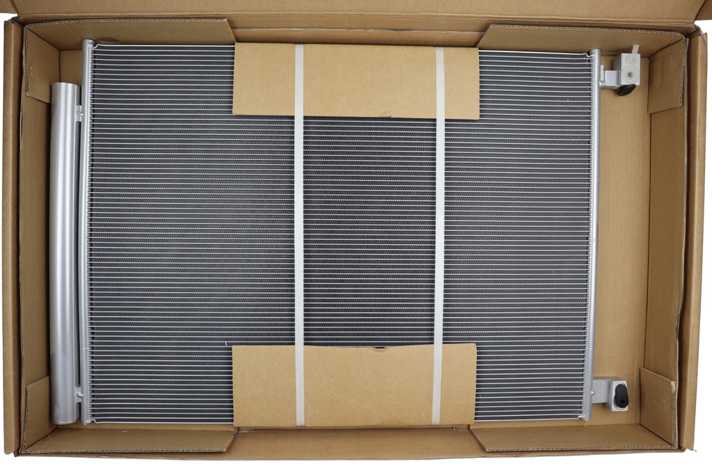 фото №1, Радіатор кондиціонера mercedes s klasa w223 2020 -