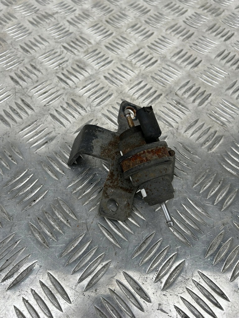 фото №1, Помпа webasto scania r