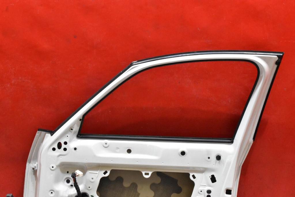 Дверей праве  перед передні ls9r vw id3 id.3 19-21 Недорого