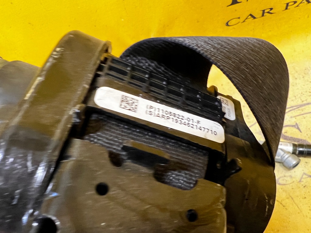 Купити Не спрацювавший ремінь безпеки перед правий tesla model 3 дорестайлінг