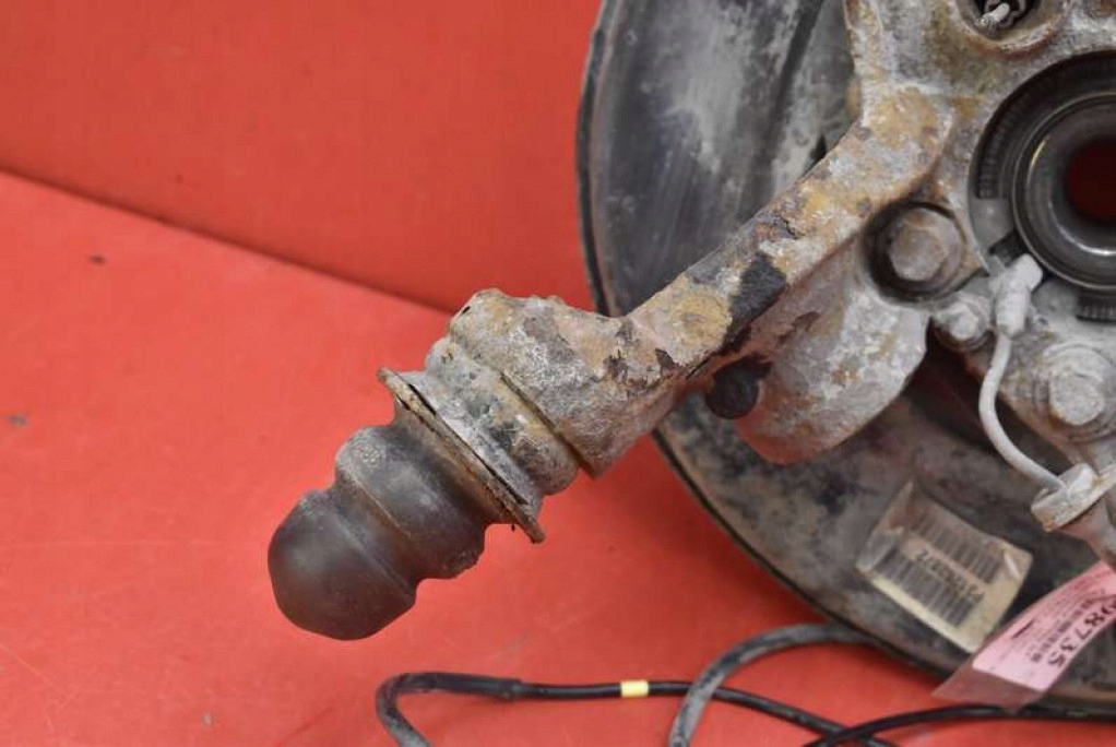 фото №8, Поворотный кулак ступица правая задняя volvo xc90 1 i 4.4 v8 315 km 4x4 06-14