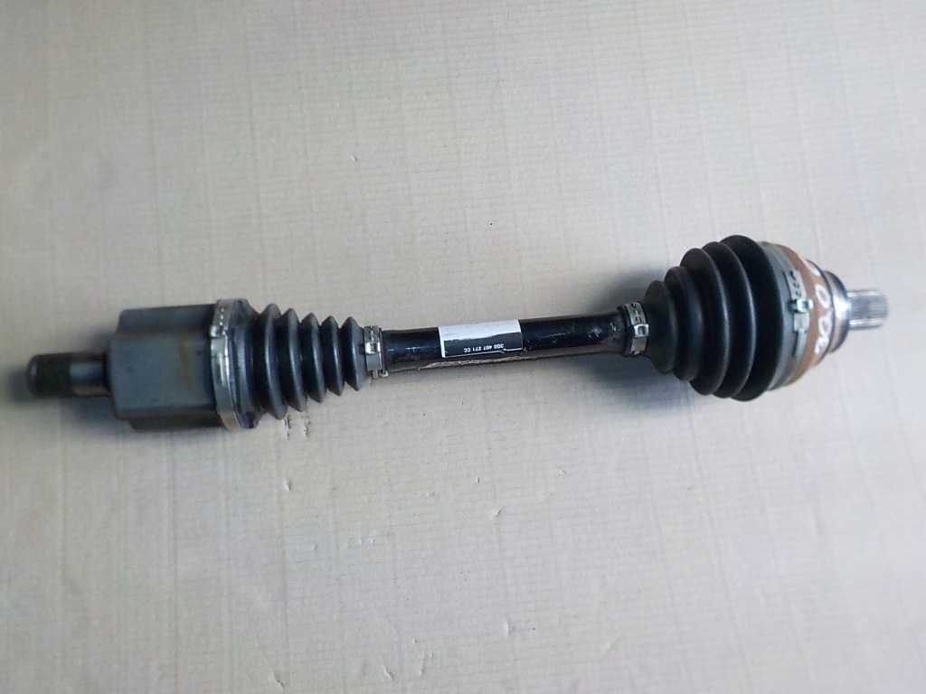 Купити Привідний вал ліва q3 2 tiguan 2 formentor 1.4 e-tsi 3q0407271cc