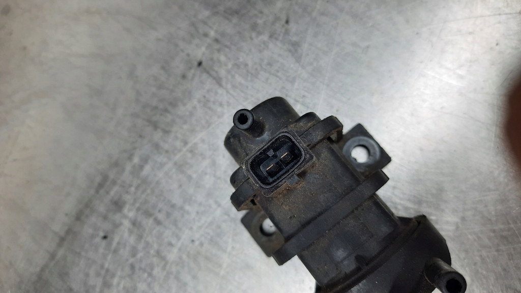 фото №5, Клапан вакуумa volvo v40 s40 i 7700874764