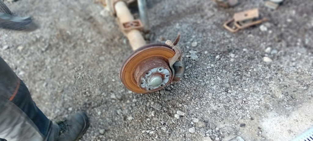 фото №8, Iveco оригінальний номер 2 66007186886 міст iveco daily 2009r одинарні колесо