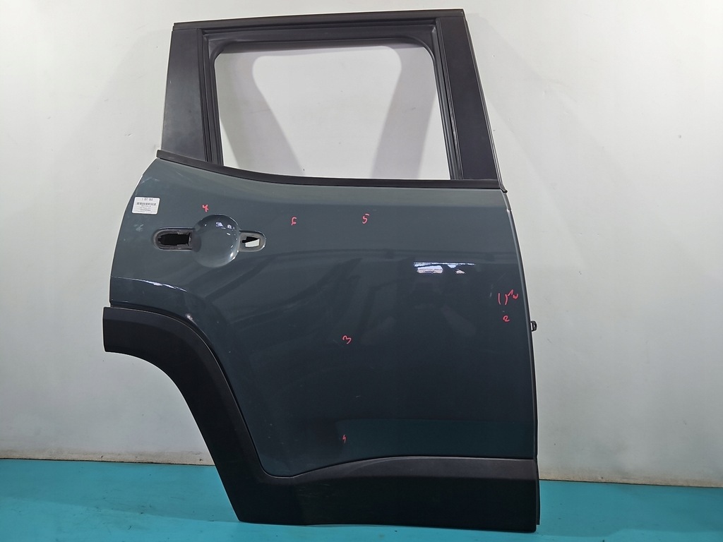 фото №2, Дверь задняя правое jeep renegade 14-18 385