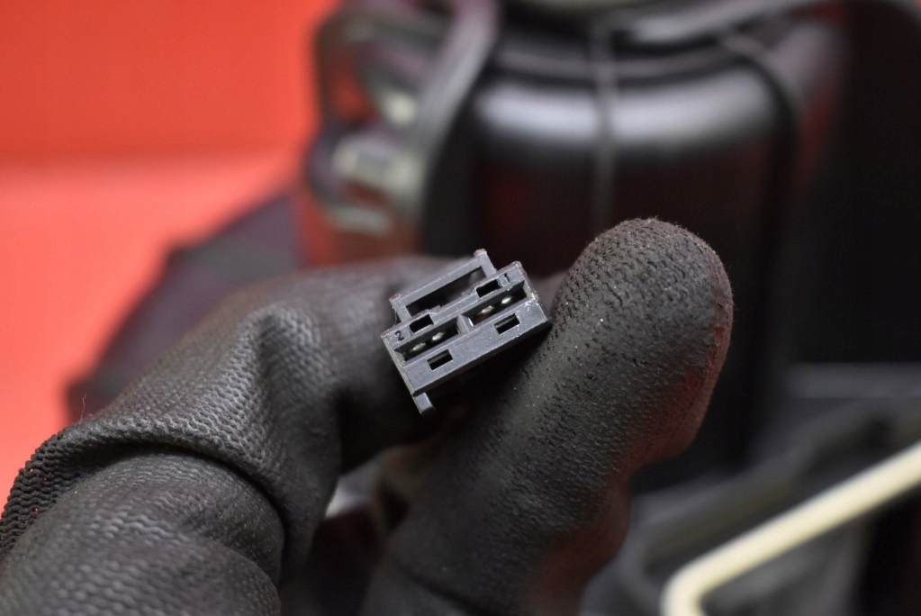 фото №6, Повітродувка вентилятор обдув eu 4244649 bmw f01 08-12