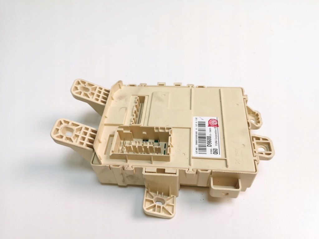 фото №1, Kia sportage 2016 рамка / модуль запобіжників