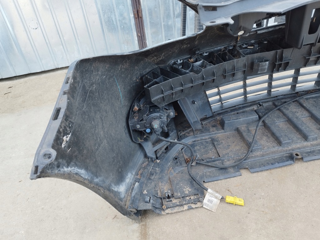 Бампер перед renault clio 3 рестайлинг  2009-2012 8200799930 185 nv676 Недорого