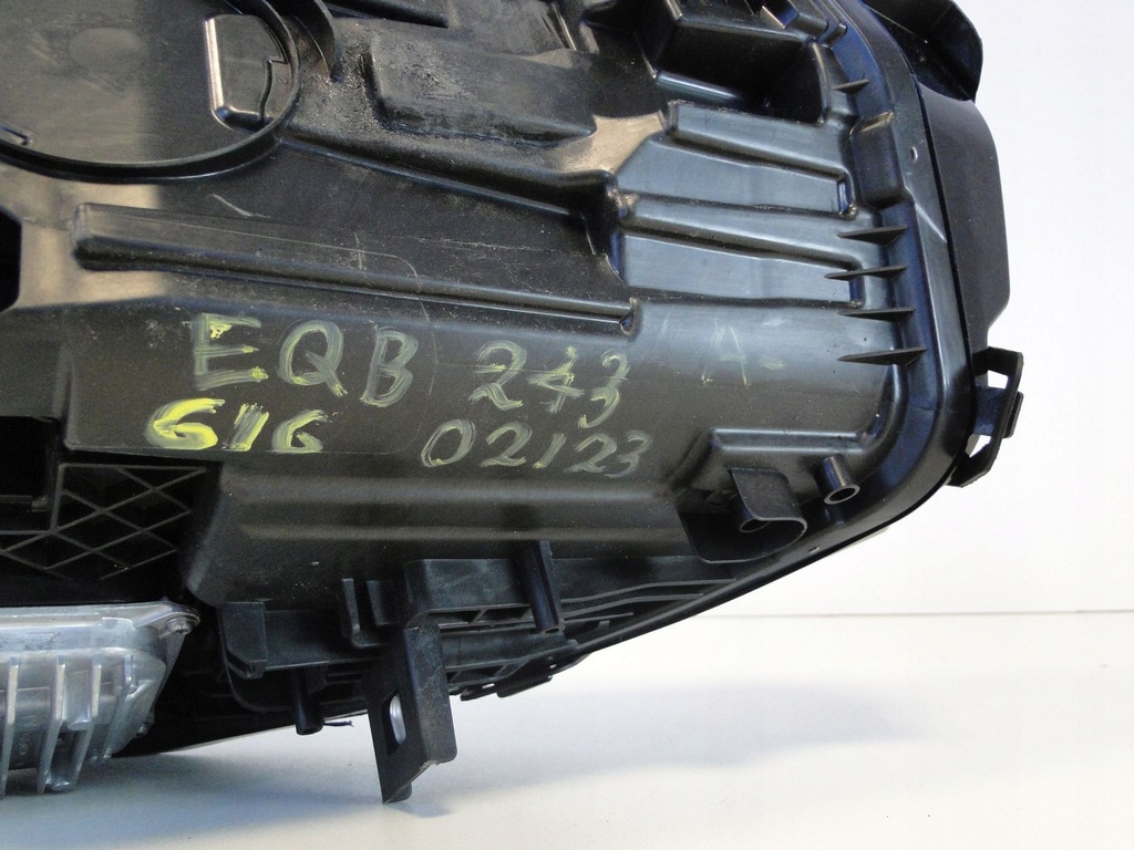 фото №10, Mercedes eqb x243 243 лампа передняя левая led