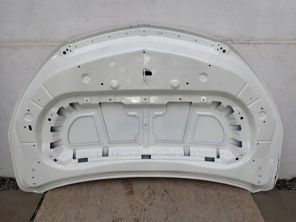 Купить Капот крышка двигателя opel mokka x j13 рестайлинг  2016- 42372135