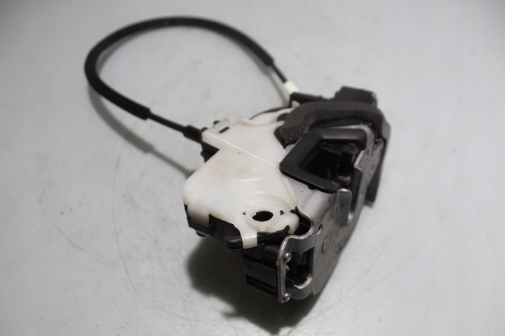 фото №3, Замок правий перед двері opel insignia a lift