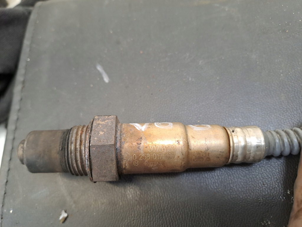 фото №4, Датчик 30751138 volvo v60