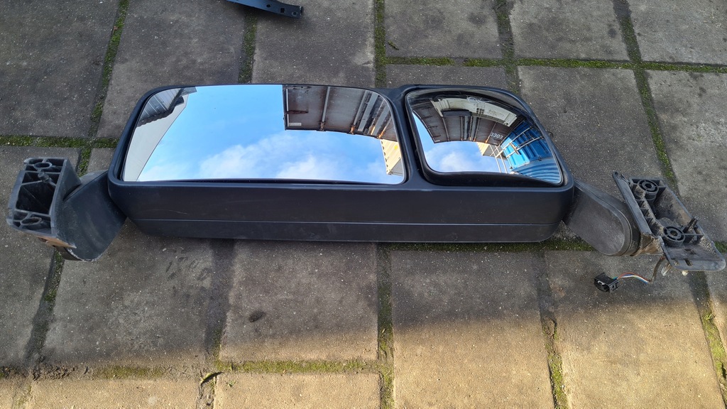 фото №1, Mercedes actros mp4 зеркало правое