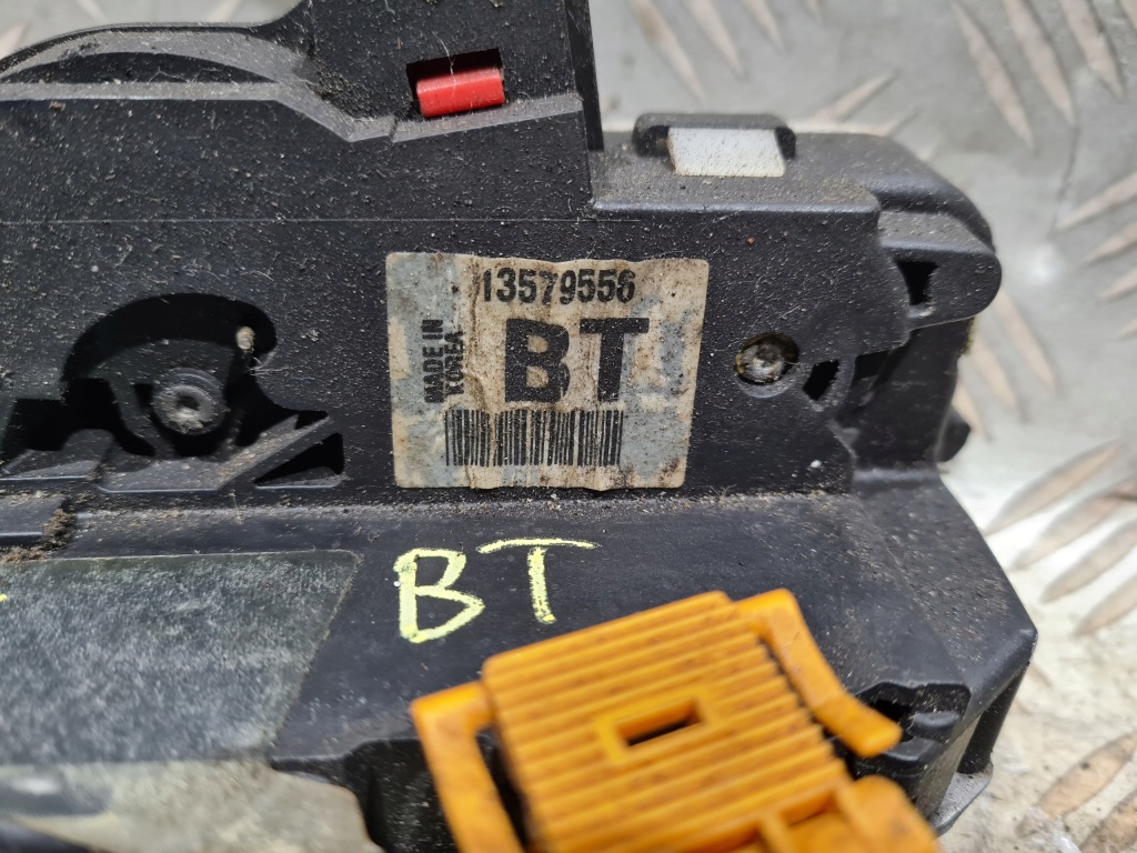 фото №4, Замок двері правий задня opel zafira c