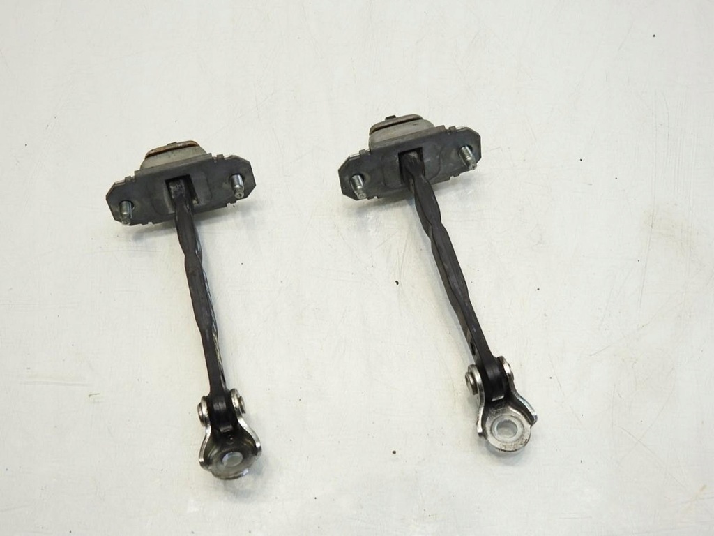 фото №6, Обмежувач двері задня subaru impreza iii gh