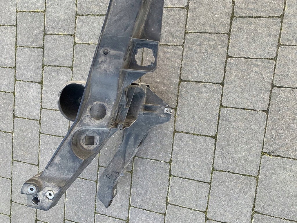 фото №10, Mercedes vito w447 2014- v klasa pas передний усилитель передний