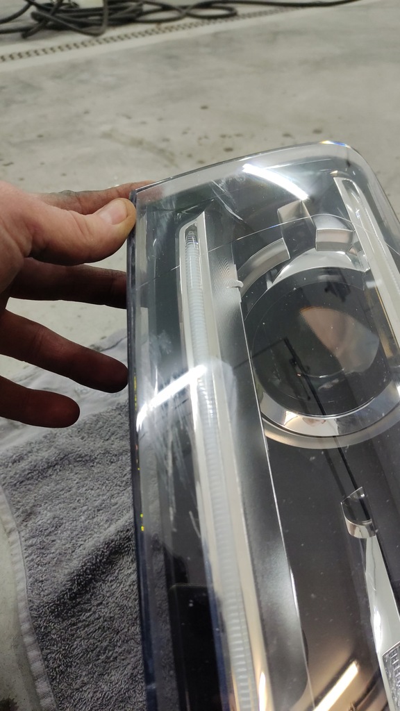 фото №11, Audi q3 лампа правая 8u0941030h europa