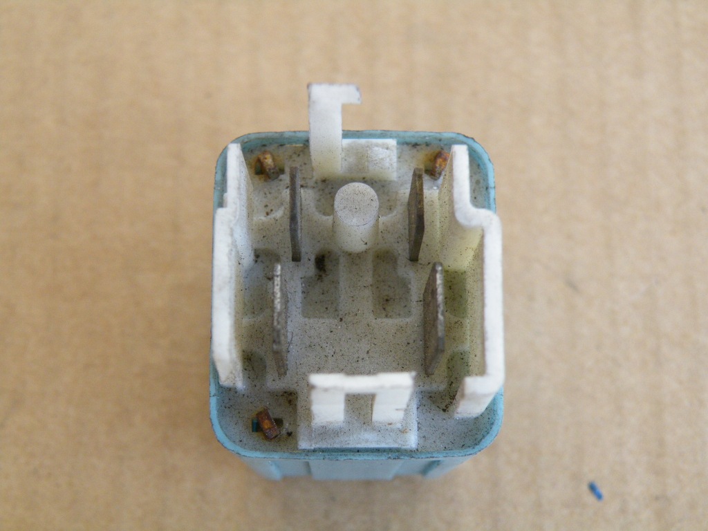 фото №7, Toyota land cruiser avensis t25 модуль реле світла 85916-30060