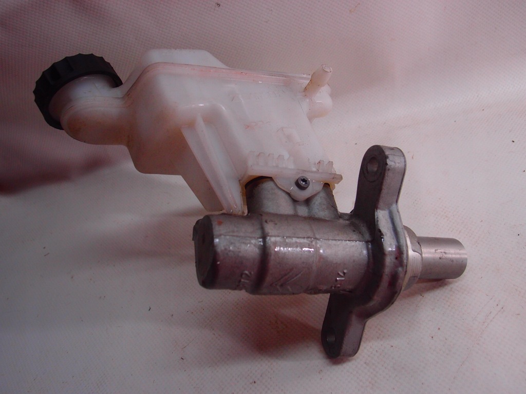 фото №7, Насос гальмівна бачок peugeot 3008 ii