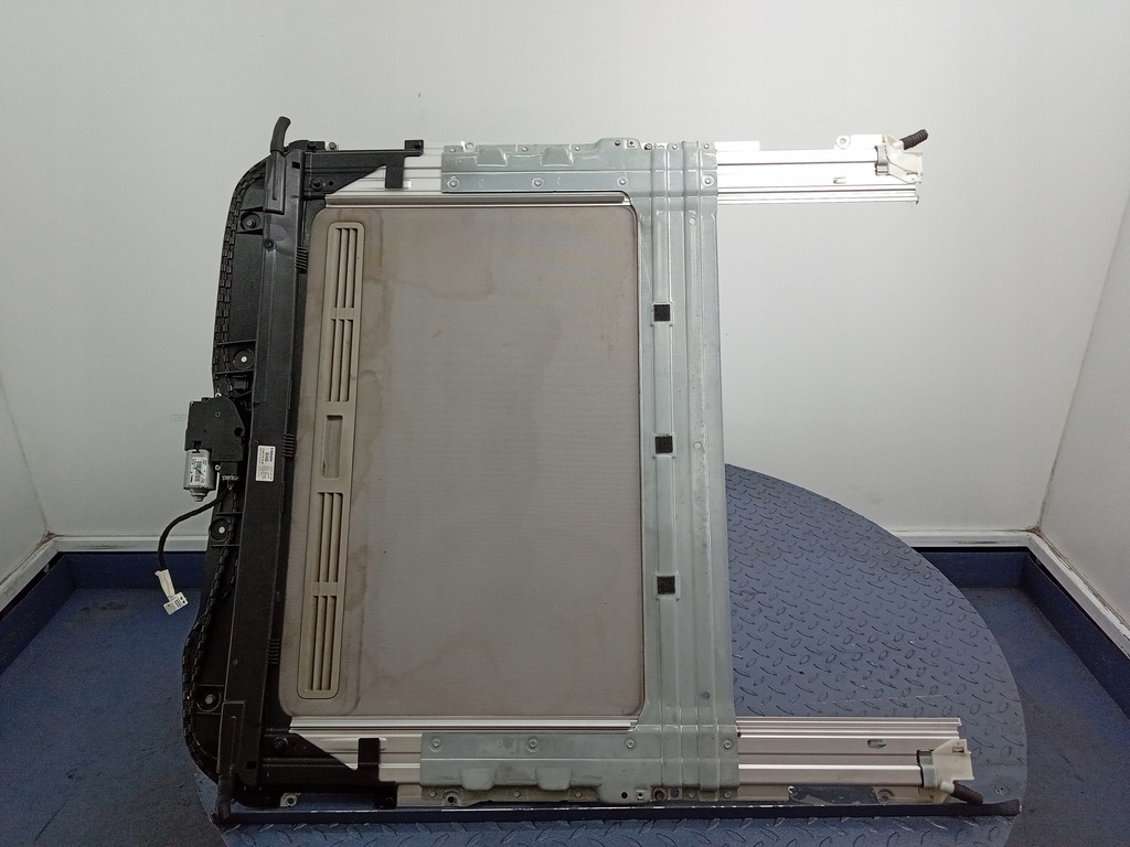 фото №4, Mercedes e w212 люк скляний a2047800029