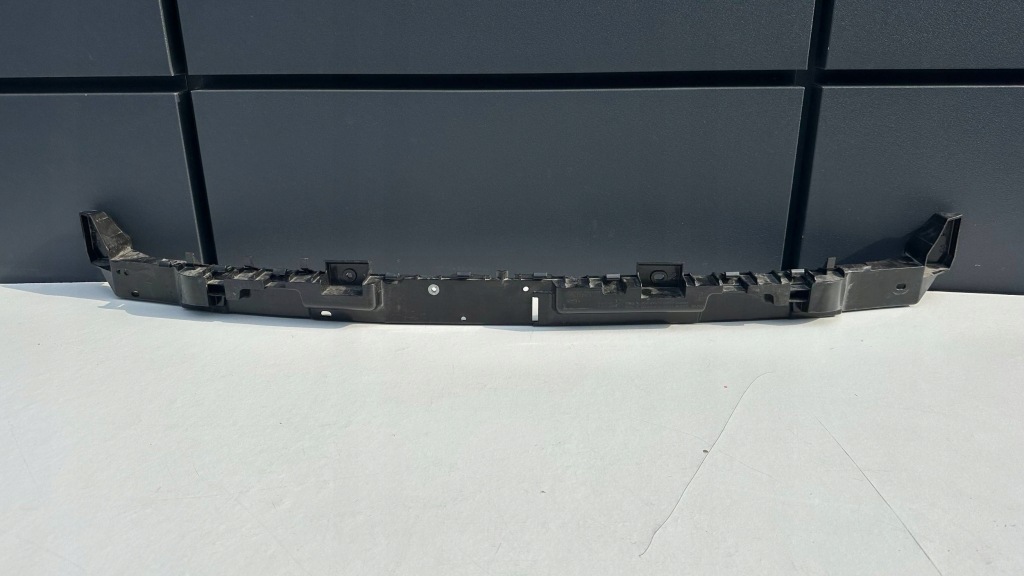 Купити Tesla model y задня напрямна бампера заднього 1494045